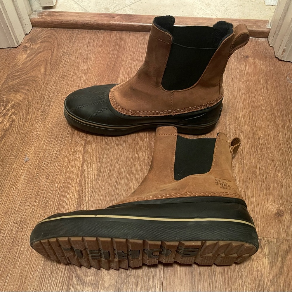 Chelsea weather boots!